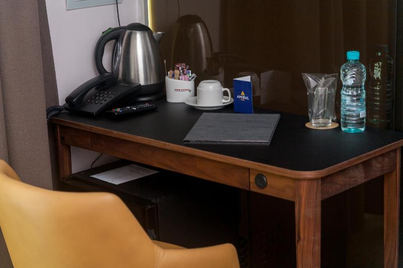 Single Room - Disability Access image 3