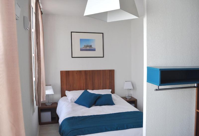 One-Bedroom Apartment (4 Adults) image 2