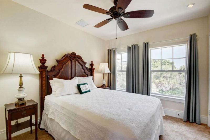 Three-Bedroom Villa image 2