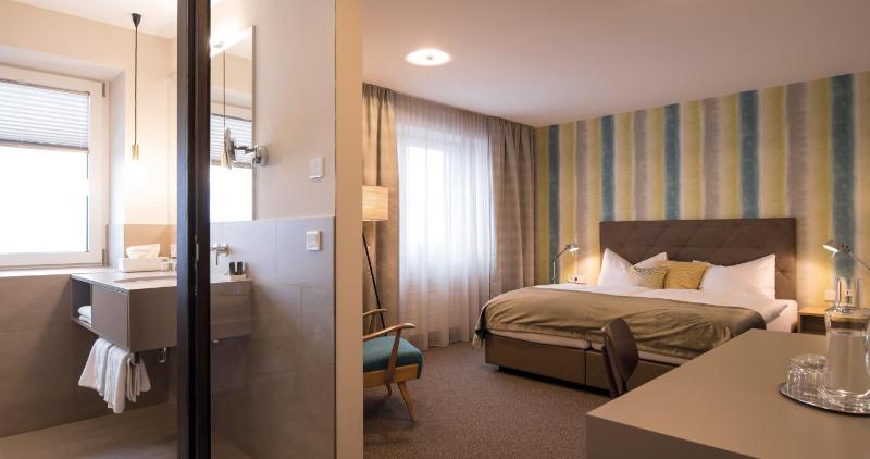 Superior Double Room image 1