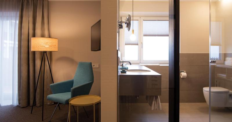 Superior Double Room image 2