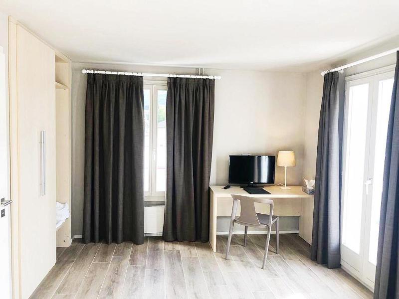 Superior Double Room image 2
