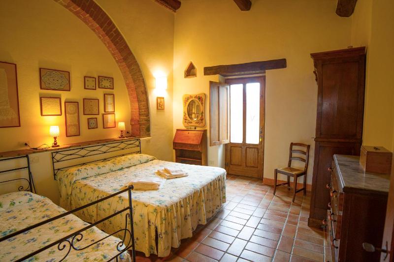 Two-Bedroom Apartment image 3