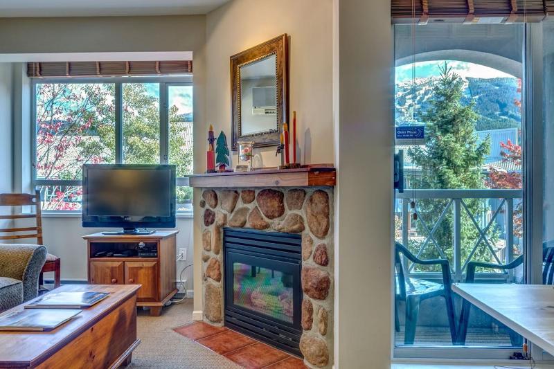 Town Plaza Suites by Golden Dreams - image 7