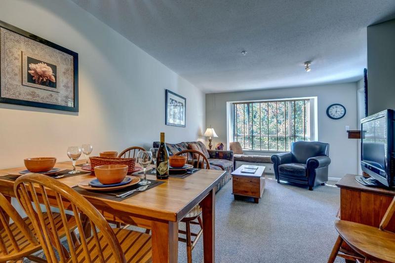 Town Plaza Suites by Golden Dreams - image 15