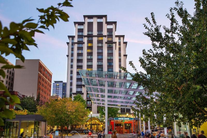 The Paramount Hotel Portland - image 2