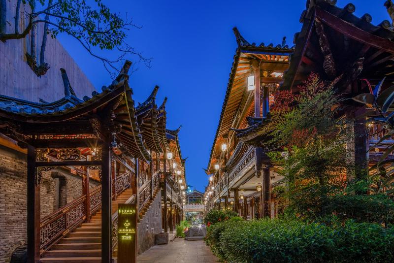 Dover Resort Hotel (Lijiang Old Town South Branch) - image 1