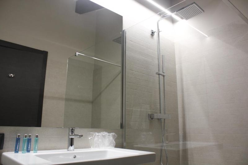 Quadruple Room with Mountain View image 2