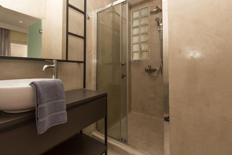 SUITES@SYNGROU-FIX - image 9