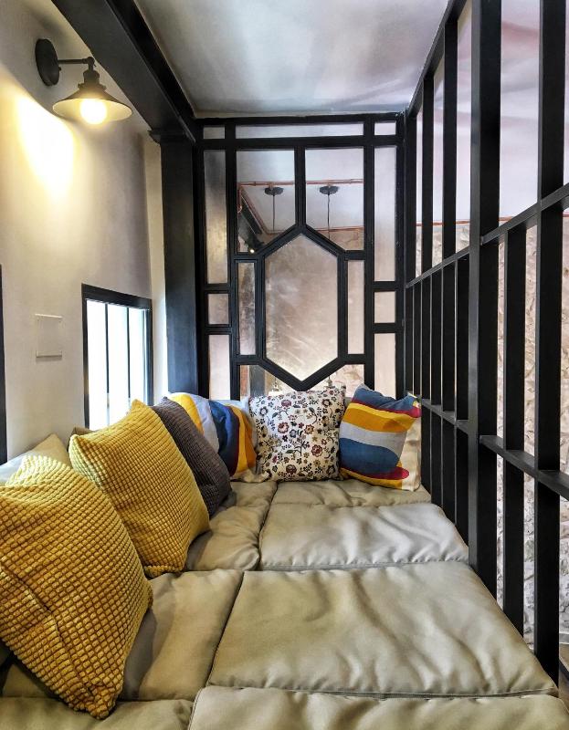 Hostel Numero Trece - Private Capsule Deds - Albergue Juvenil - FREE towels coffee & tea remote check-in - image 11