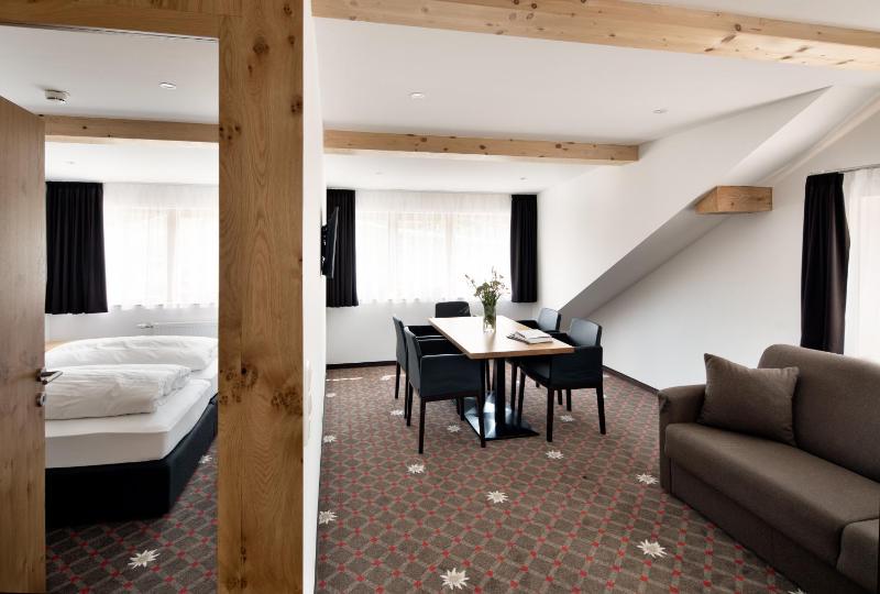 Suite image 3