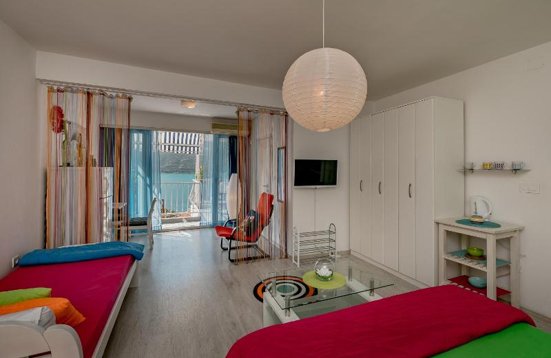 Studio with Terrace and Sea View (4 Adults) image 2