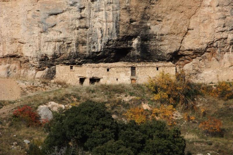 Six-Bedroom House - La Caseta image 1