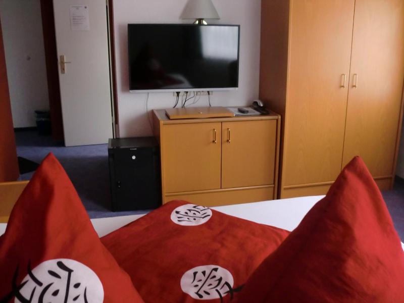 Double Room image 4
