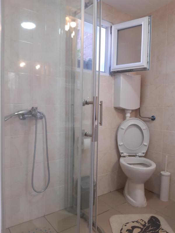 Apartment image 4