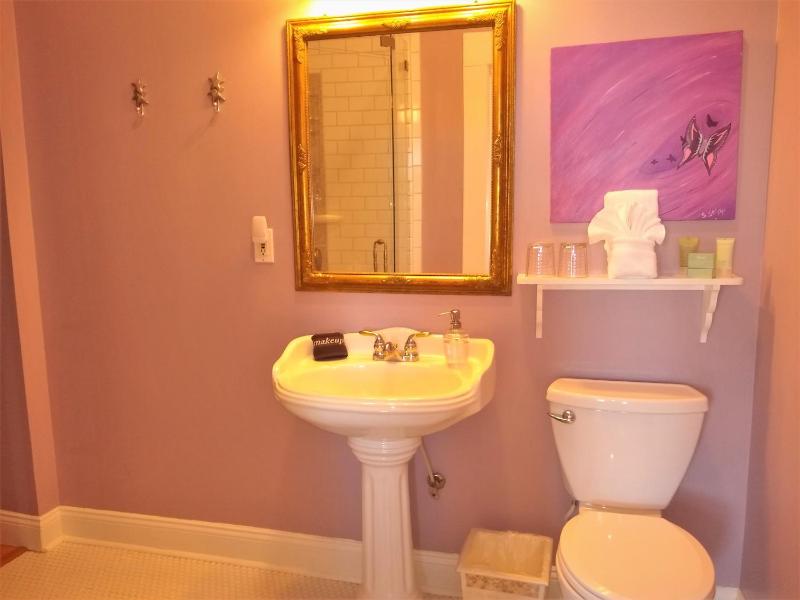 Surf Song Bed & Breakfast - image 10