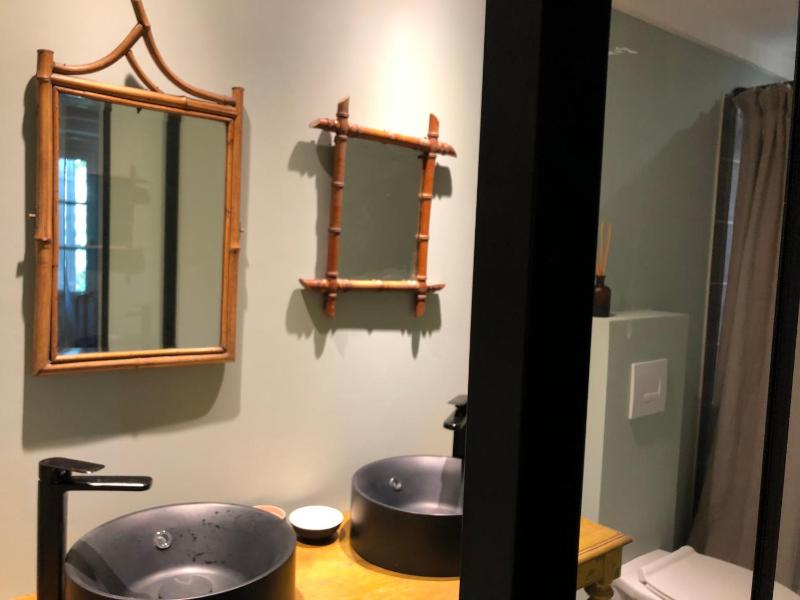 Double Room with Private Bathroom image 4