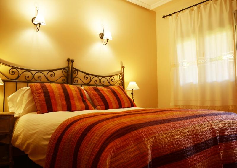 Double Room image 4