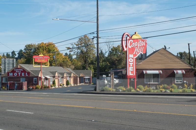 Capitol Hill Motel - image 23