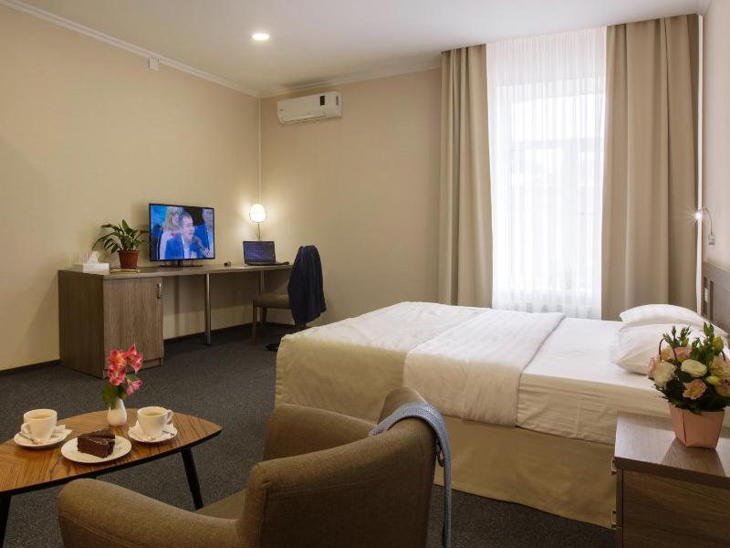 Superior Double or Twin Room image 1
