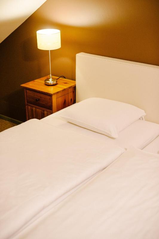 Double or Twin Room image 2