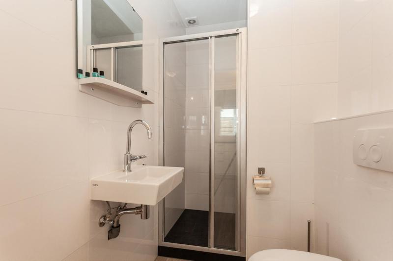 Apartment image 3