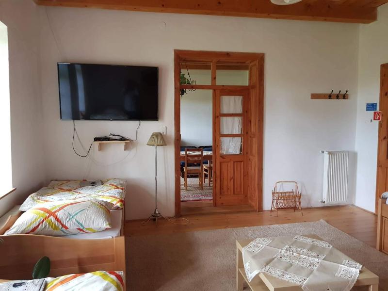Three-Bedroom House image 4