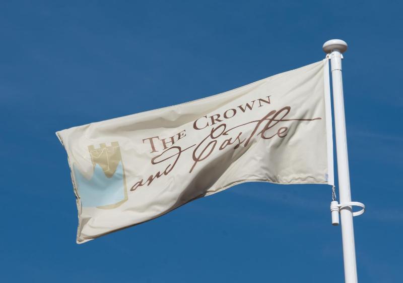 Crown and Castle - image 32