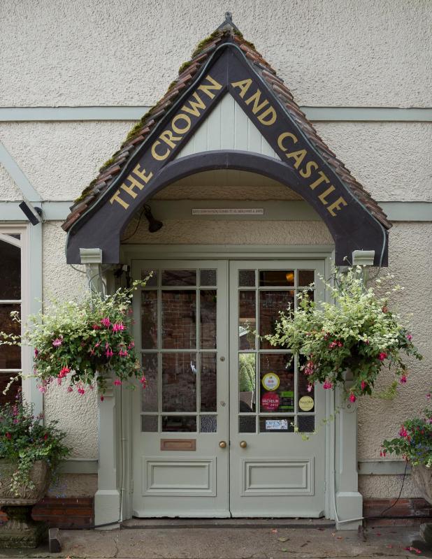 Crown and Castle - image 42
