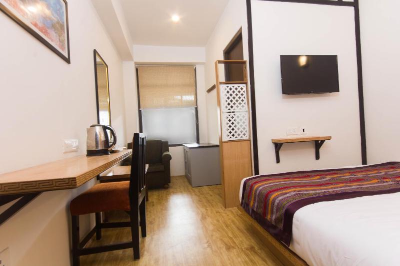 Bumblebee Bed & Breakfast - image 9