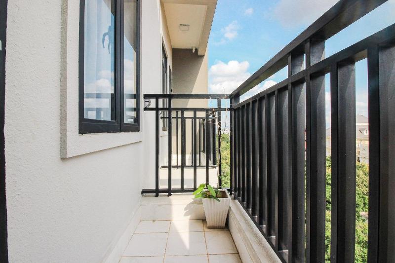 Ptas Tauch Residence - image 8