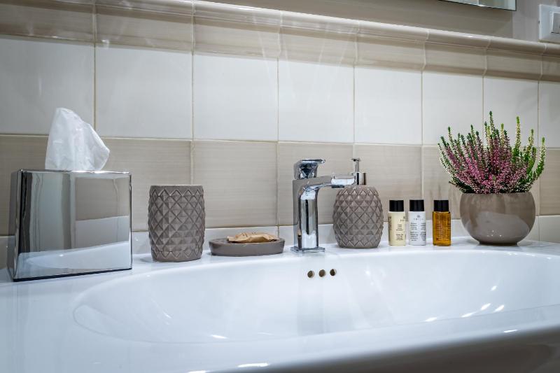 Apartment - Ground Floor image 4