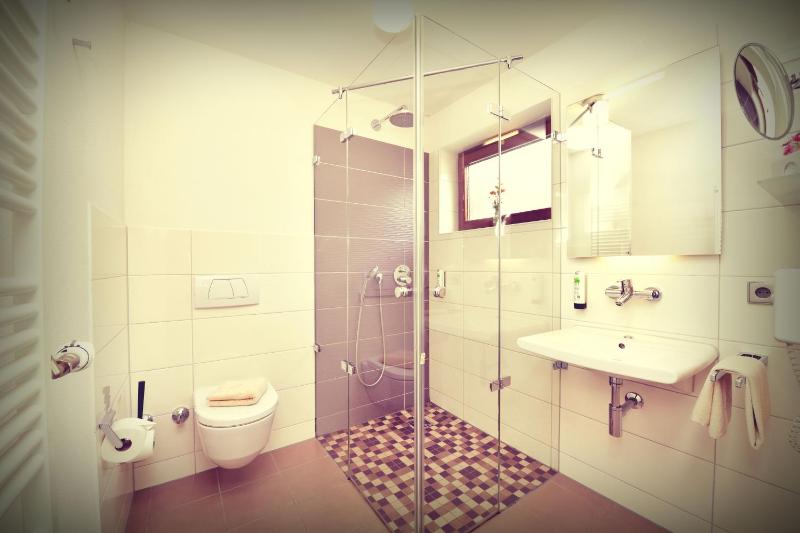 Triple Room image 4