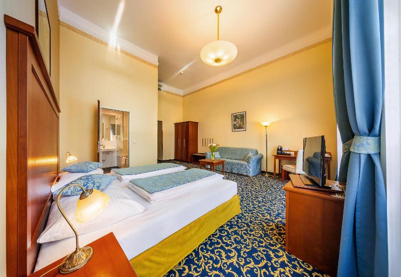 Junior Suite image 4