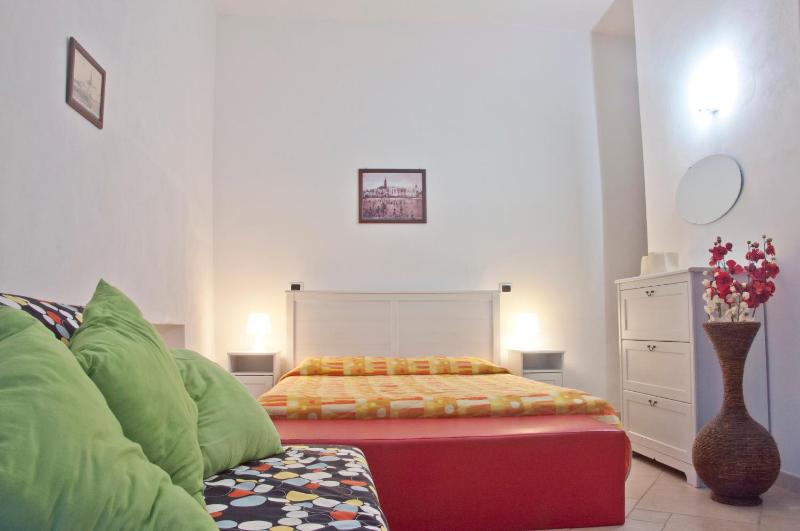 Large Double Room image 2