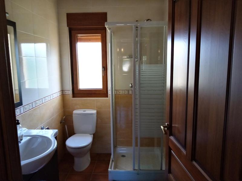 One-Bedroom Apartment image 1