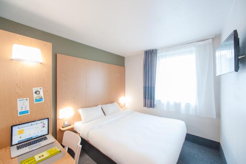 Double Room - Disability Access image 1