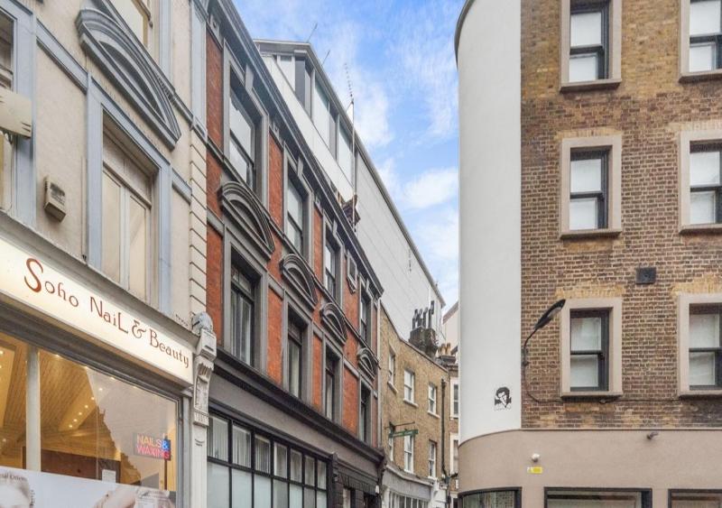 Superior Apartment image 4