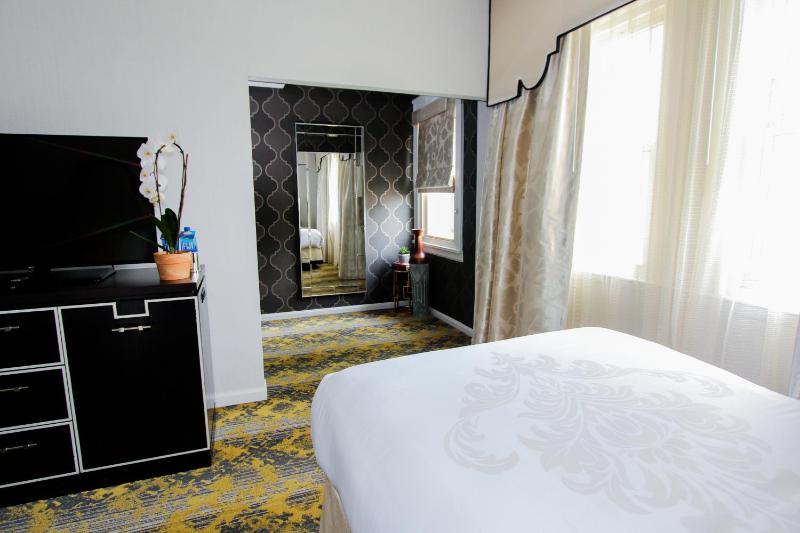Junior Suite Double image 3
