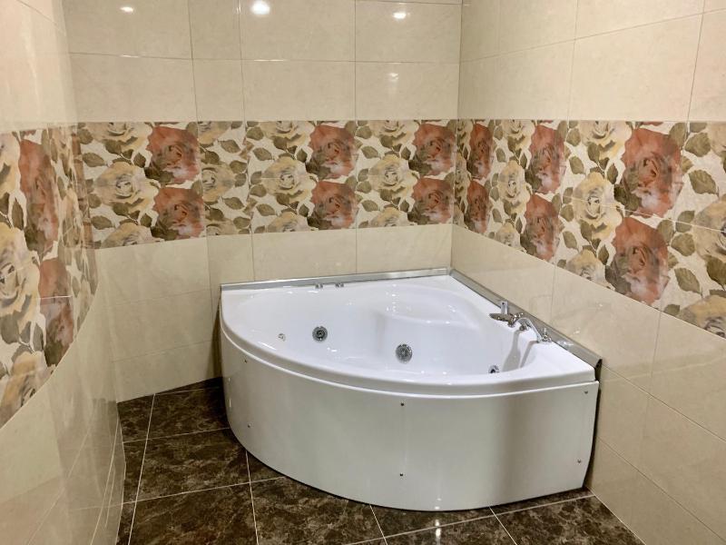 Standard Suite image 4