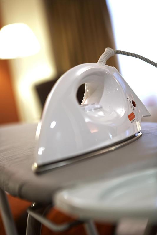 Superior Double Room - Non-Smoking image 3