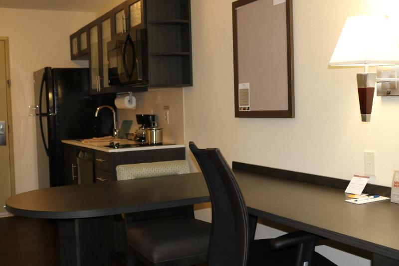 Studio Queen Suite image 4