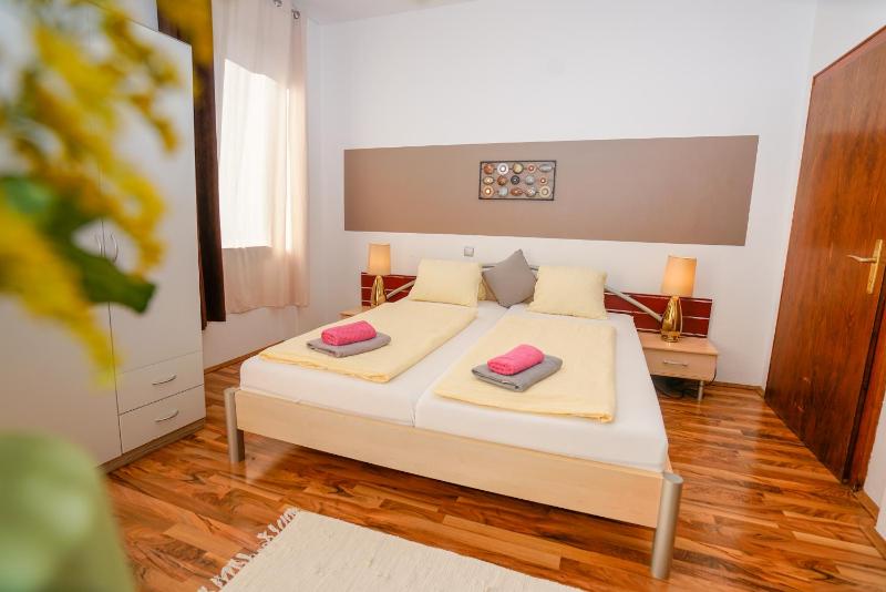 Double Room with Balcony - Main Building image 1