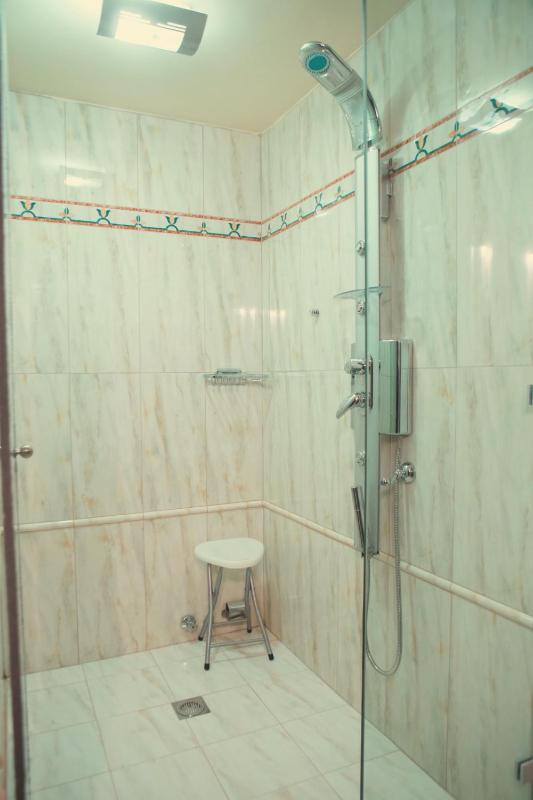 Superior Suite image 3