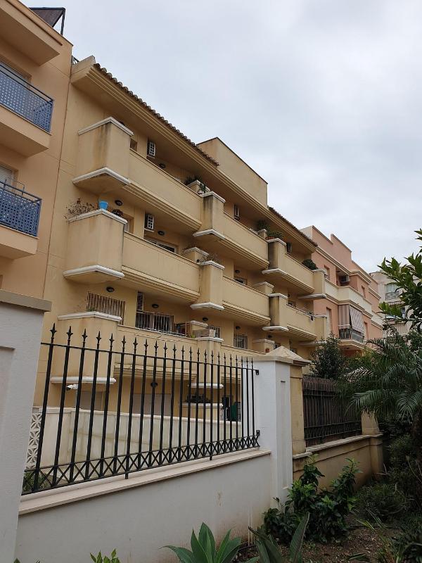 One-Bedroom Apartment image 1