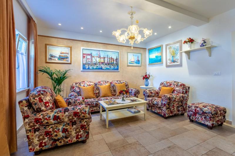 Apartments Villa Camellia - Adults Only - image 42