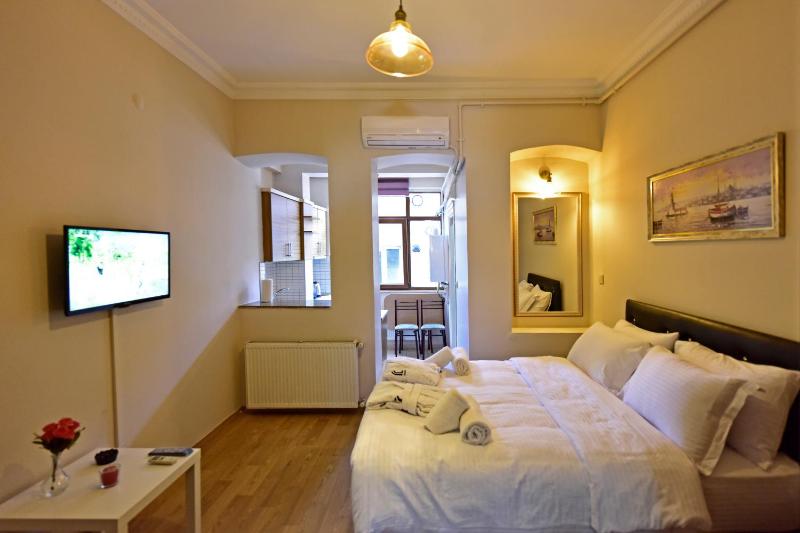 Sunshine Taksim Suite - image 16