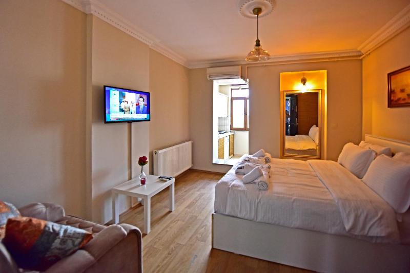 Sunshine Taksim Suite - image 8