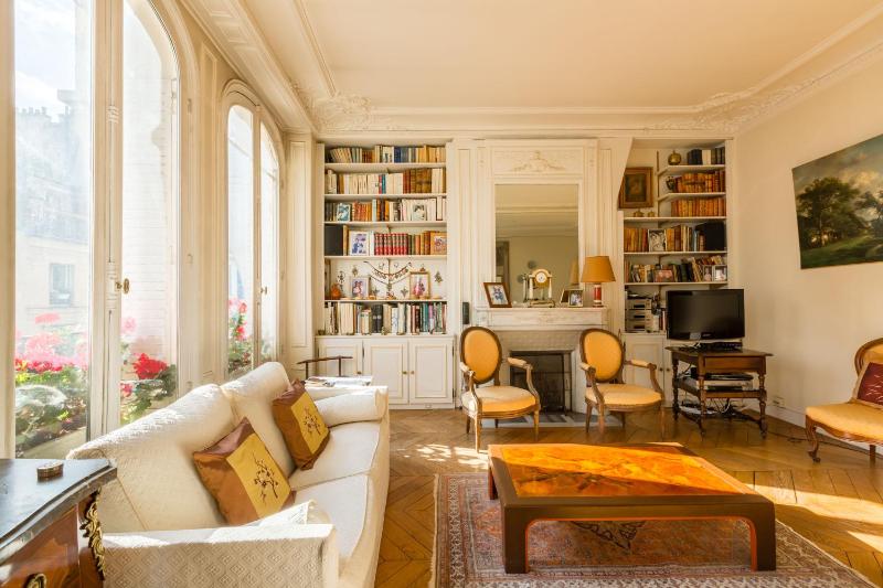 Apartment image 2