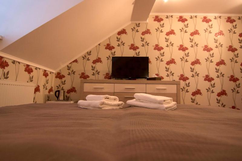 Double Room with Private Bathroom image 2